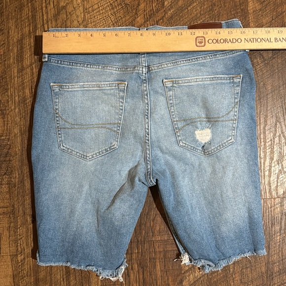 Hollister Skinny Denim Short - Picture 5 of 5